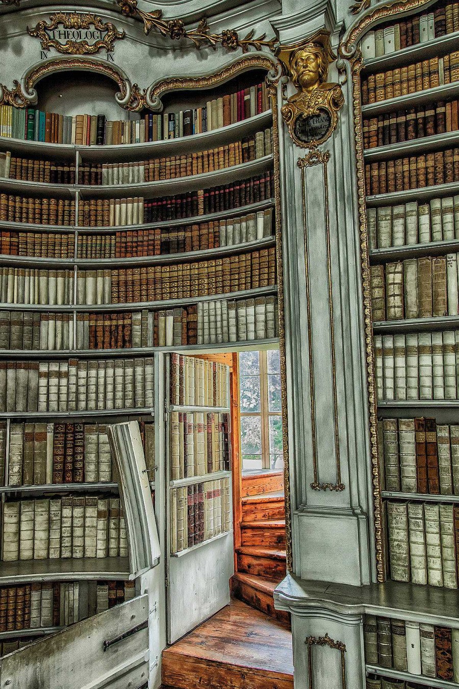 Peter Odekerken Bild "Historic Bookcase" Stadt Und Architektur