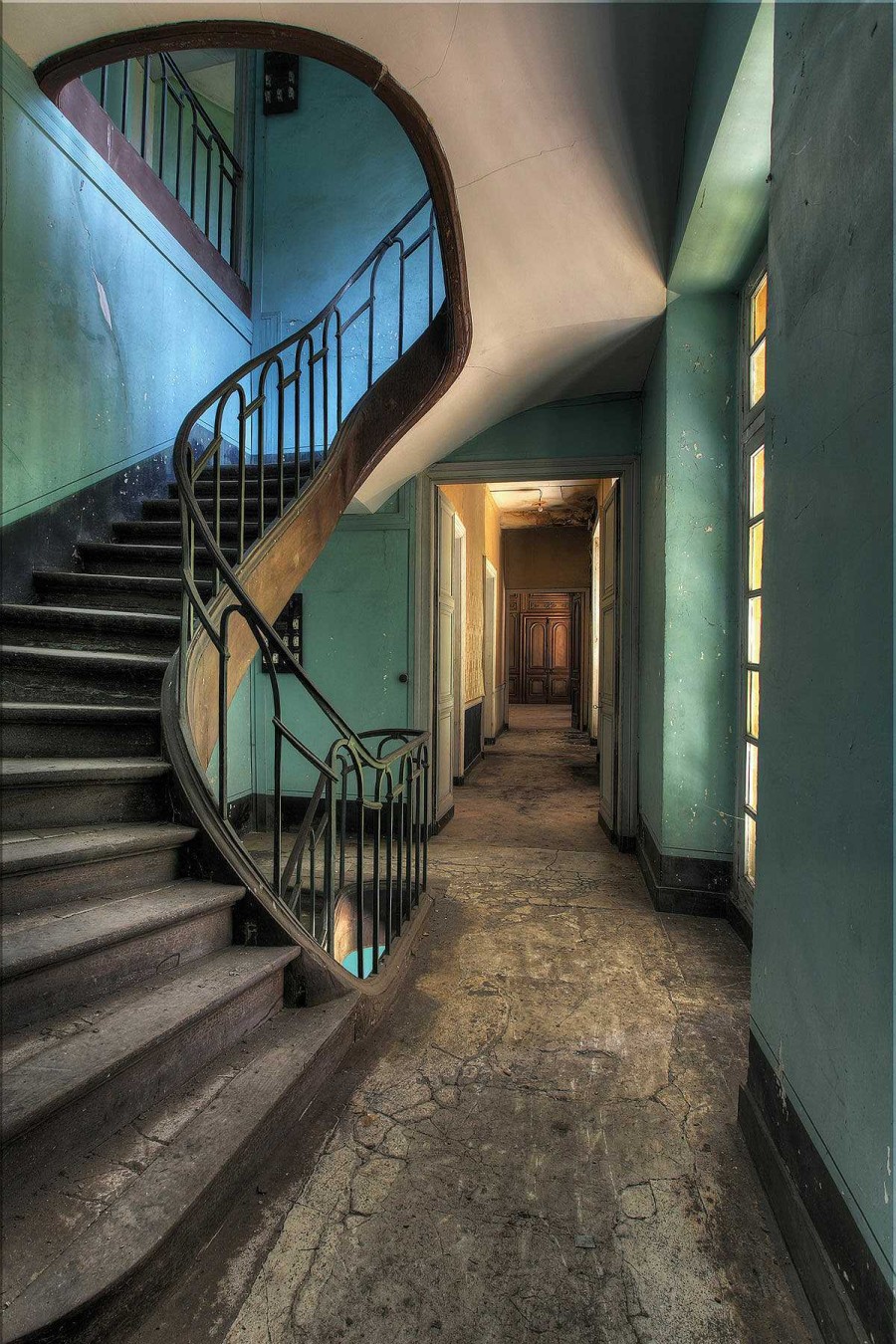 Olivier Lacour Bild "Used Stairs" Fotografien