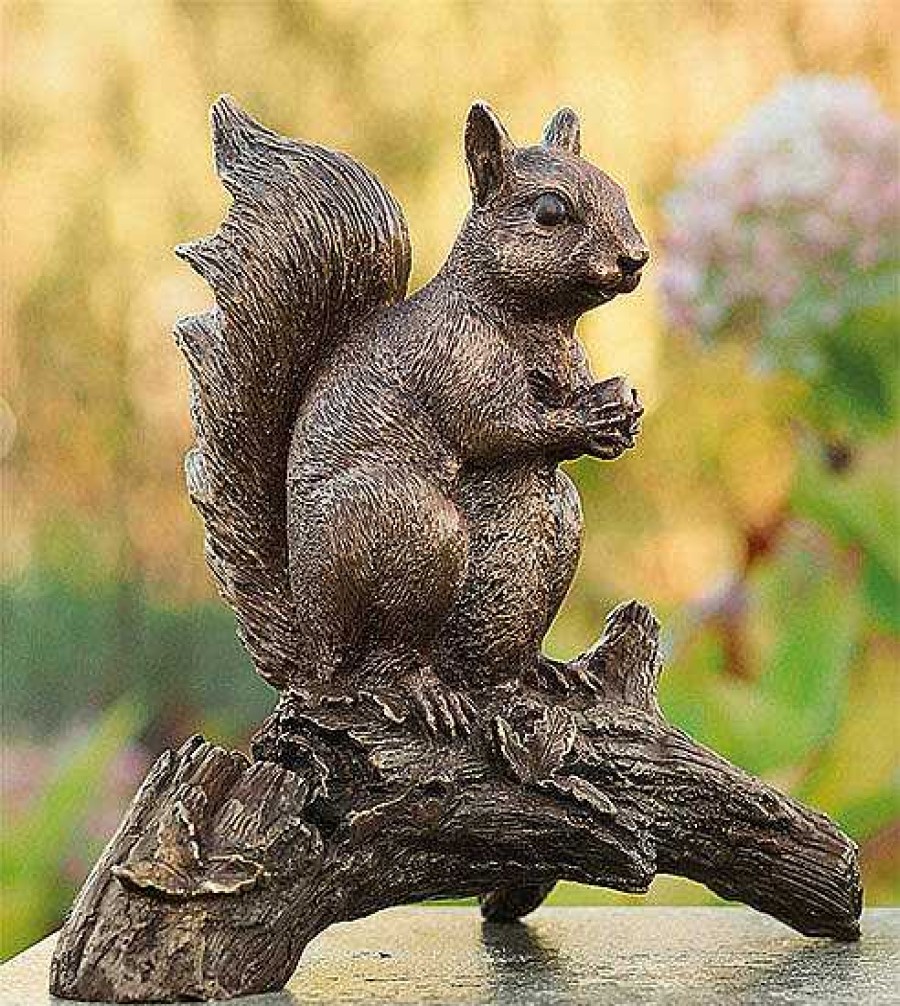 ars mundi Gartenskulptur "Eichhornchen Mit Nuss", Bronze 21. Jahrhundert