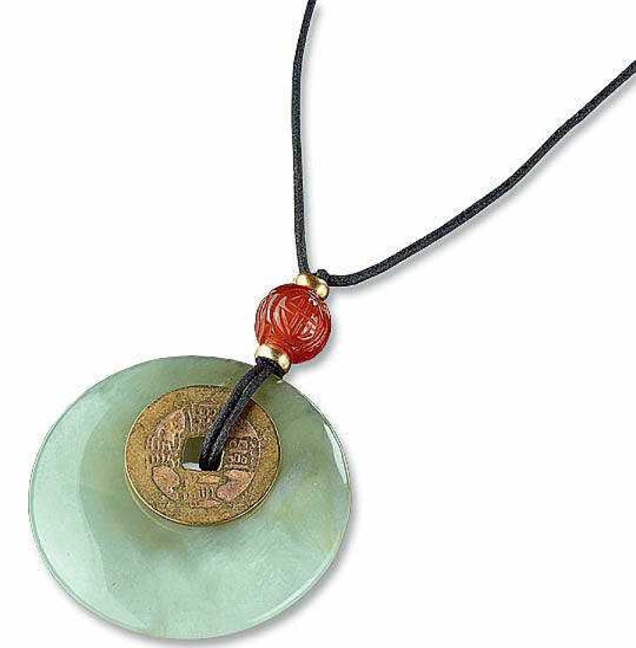 ars mundi Chinesischer Jade-Anhanger Mit Stoffband Asien